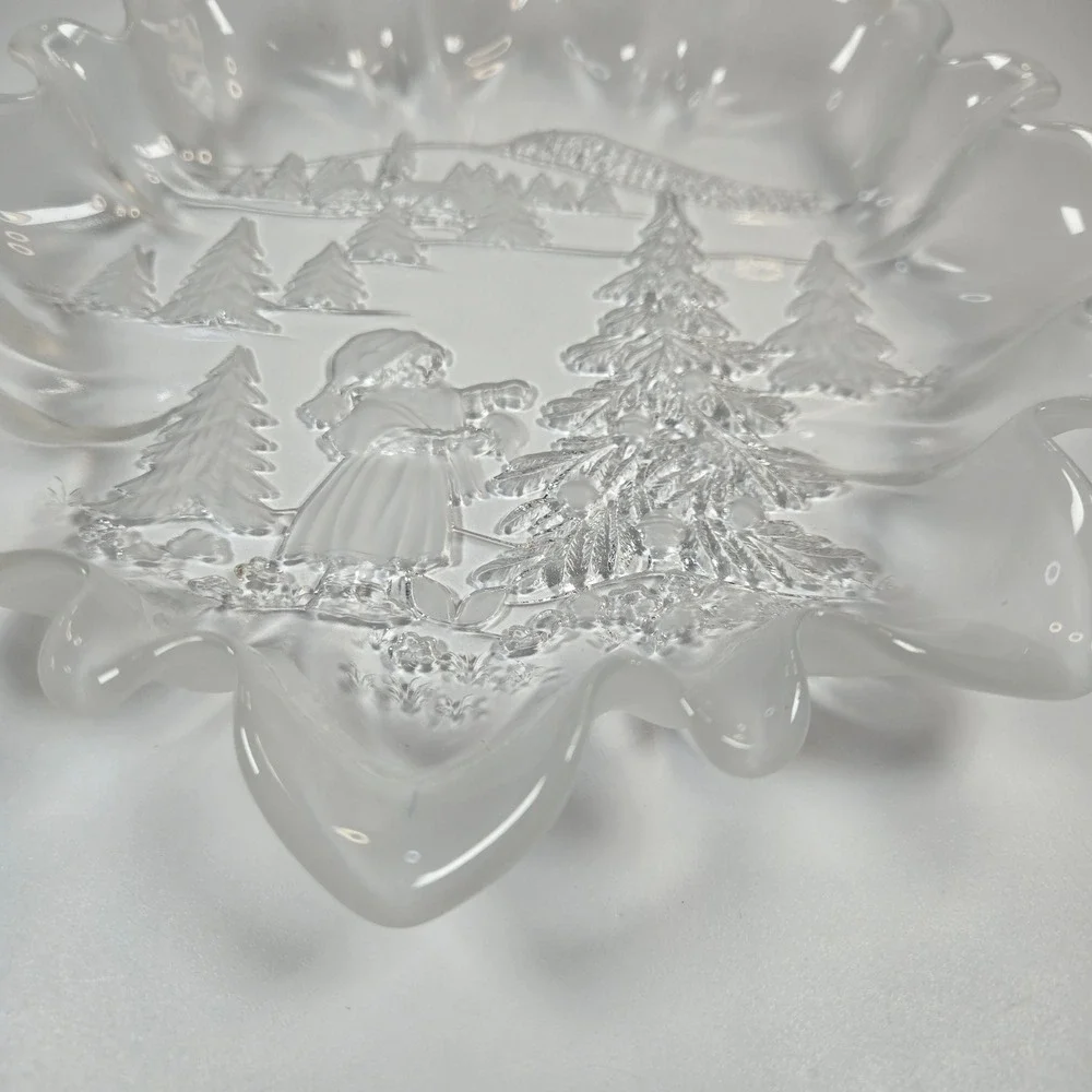 Vintage Mikasa Christmas Story Frosted Glass Crystal Serving Plate Bowl‎ Platter